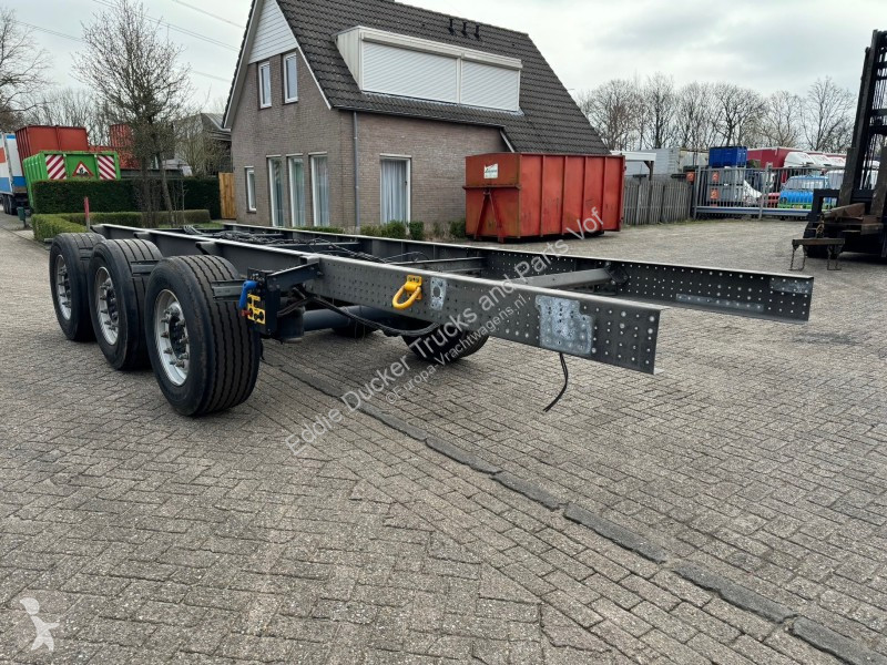 Náhradní díly pro kamiony Schmitz Cargobull...