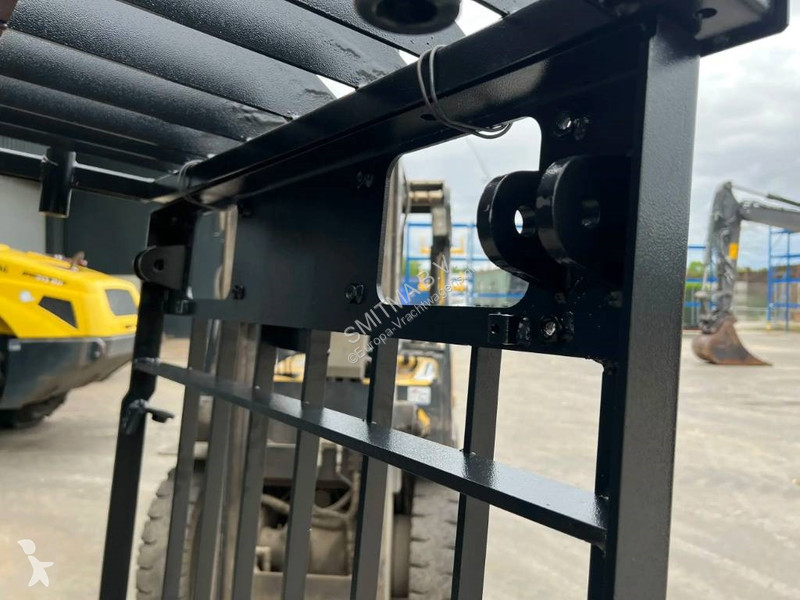 Pezzi di ricambio per mezzi pesanti Caterpillar...