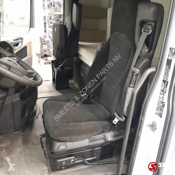 Reservedele til lastbil Mercedes Occ cabine...