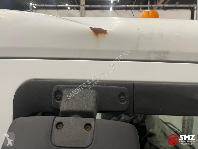 قطع غيار الآليات الثقيلة Renault Occ cabine...
