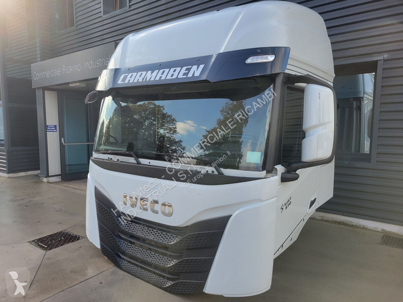 قطع غيار الآليات الثقيلة Iveco EURO 6 2019 ->