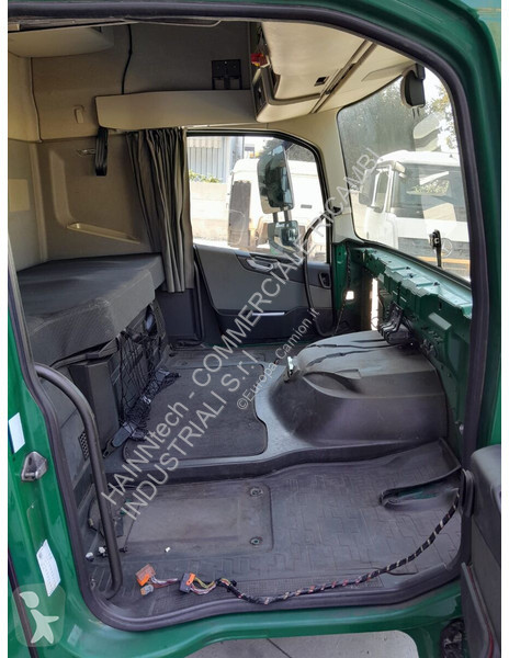 Náhradní díly pro kamiony Volvo FH4