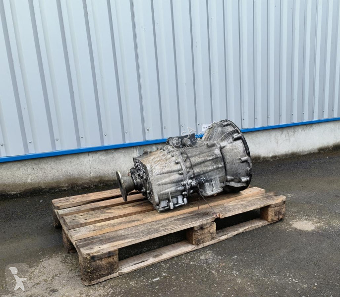 قطع غيار الآليات الثقيلة Renault  M180 FS4106A...