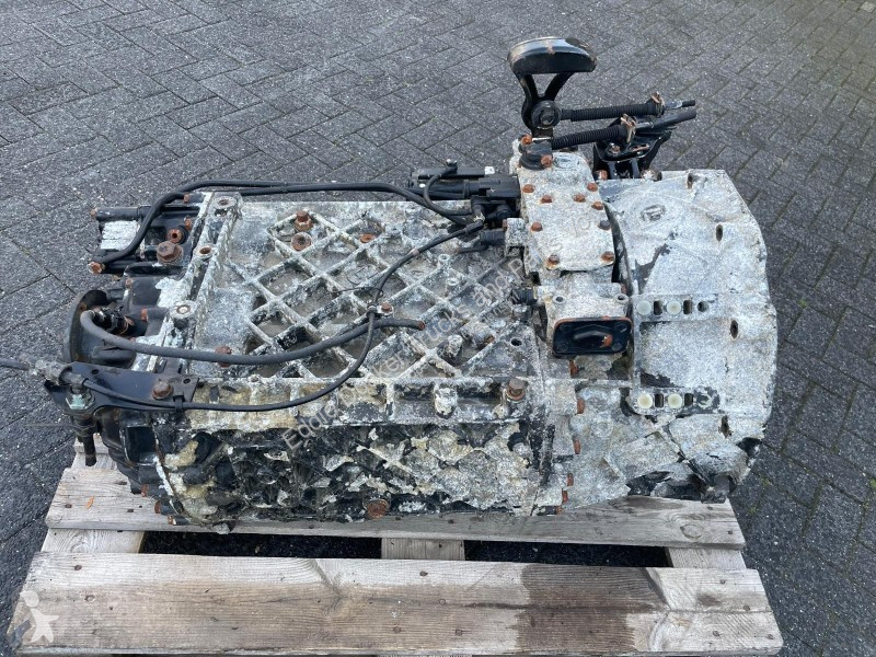Reservdelar lastbilar Renault 5010452920 ZF...