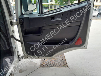 Pièces poids lourds Iveco AT HI-ROAD