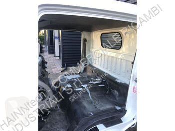 Pièces poids lourds Nissan 2697 NT400