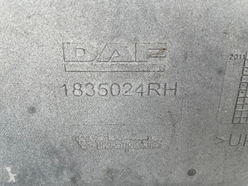 Peças pesados DAF 1835024 INSTAPBAK RECHTS