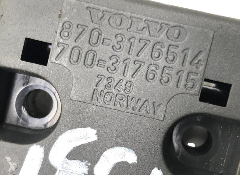Náhradní díly pro kamiony Volvo FM9 (01.01-1205)