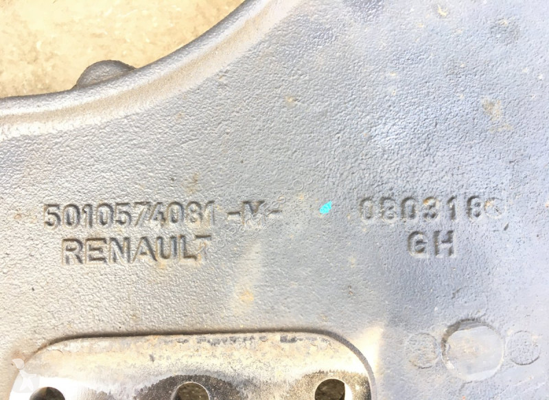 Náhradní díly pro kamiony Renault TRUCKS Dxi...
