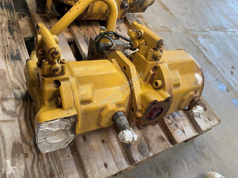 Nyttofordon Caterpillar D11 Hydraulic Piston...
