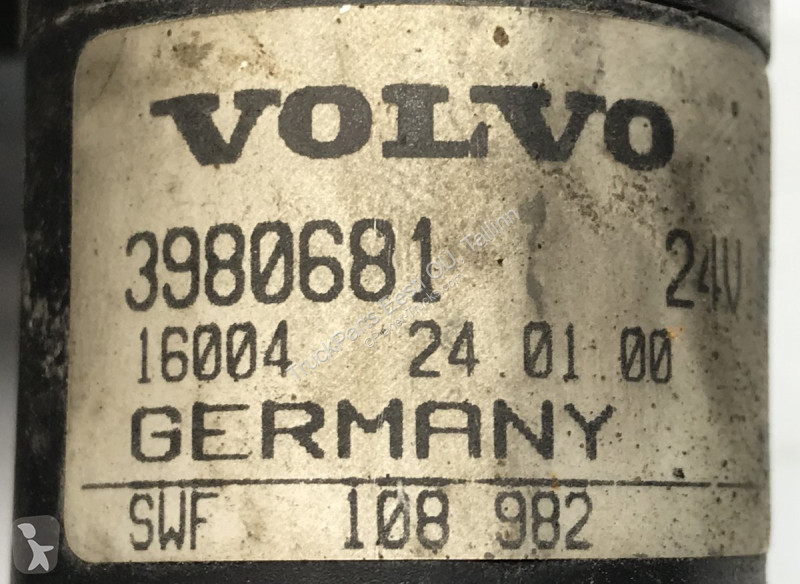 Náhradní díly pro kamiony Volvo FM10 (01.98-1201)