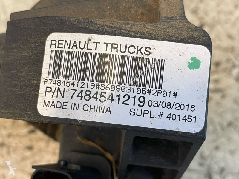 Náhradní díly pro kamiony Renault 7484541219...