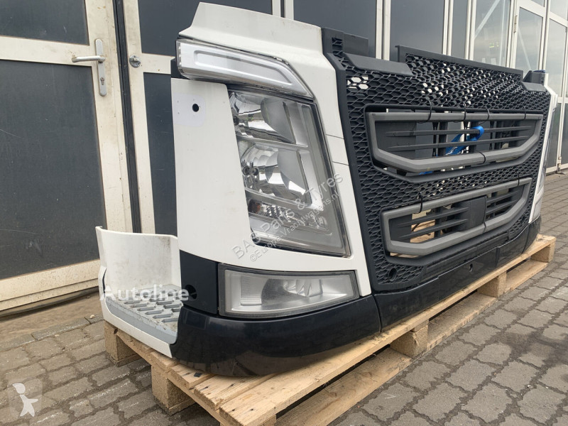 Náhradní díly pro kamiony Volvo Pare-chocs 4...