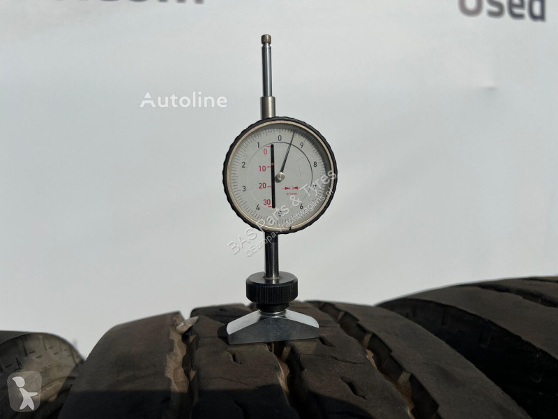 Ricambio per autocarri Goodyear 235/75R17.5...
