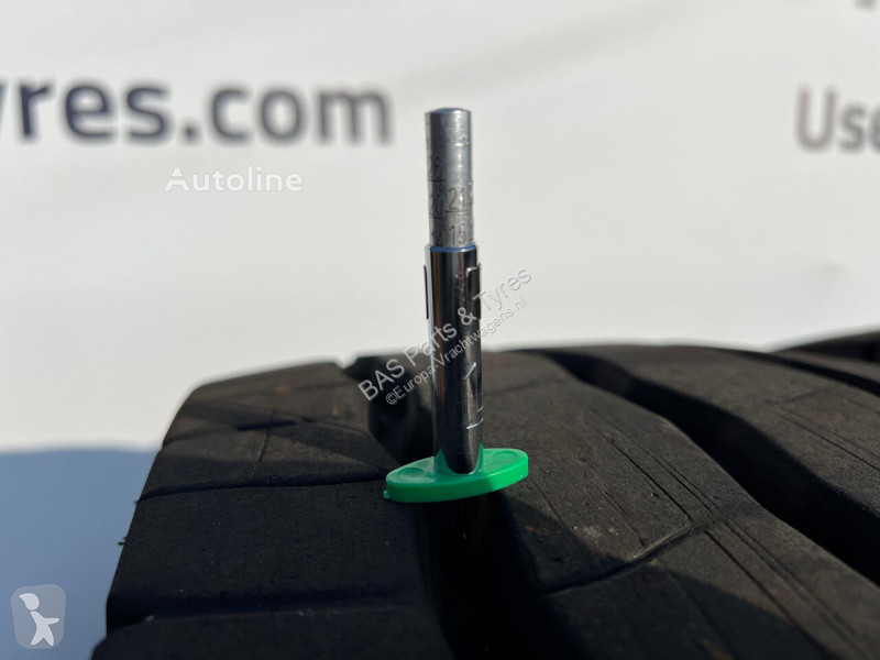 Náhradní díly pro kamiony Goodyear 13R22.5...