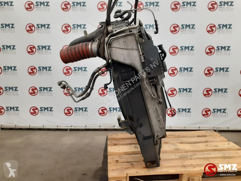 Pièces poids lourds Mercedes Occ radiator +...