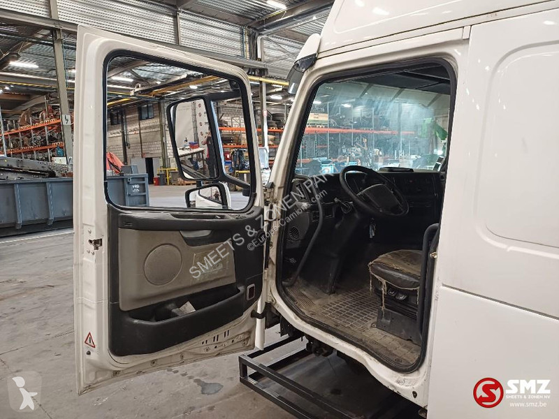 Náhradní díly pro kamiony Volvo Occ Cabine...