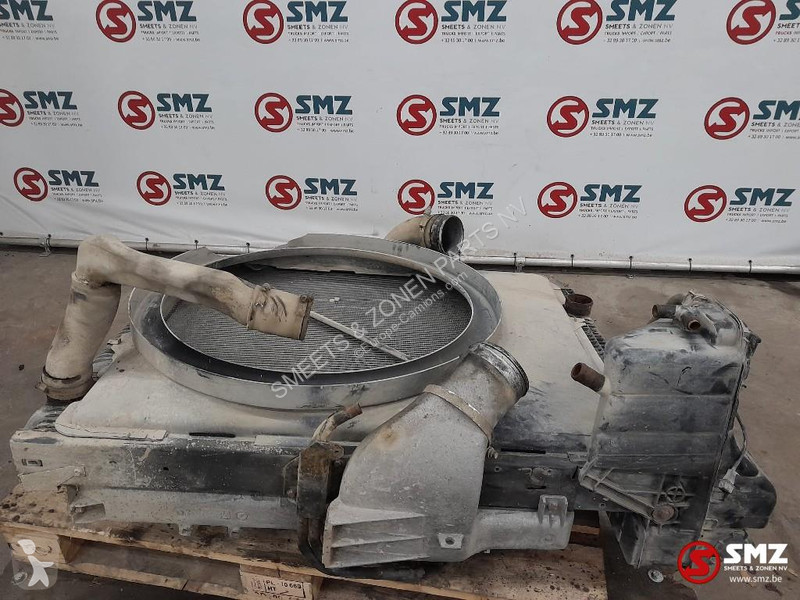 Pièces poids lourds Mercedes Occ radiator +...