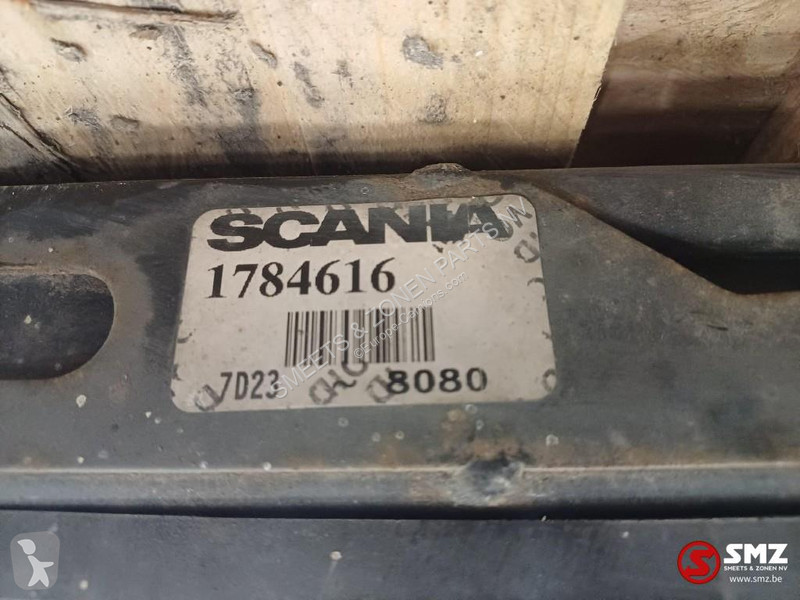 Reservdelar lastbilar Scania Occ radiator cania