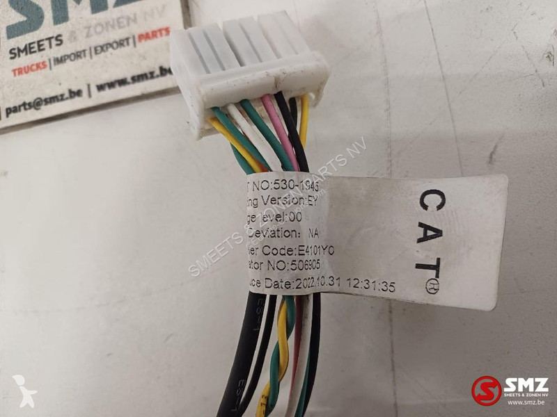 Pièces poids lourds Caterpillar Wiring console...