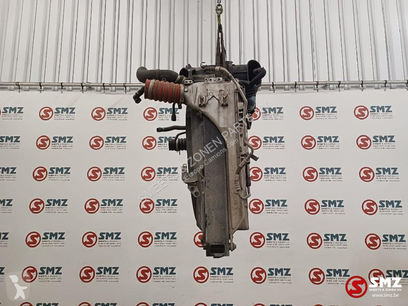 Pièces poids lourds Mercedes Occ radiator +...