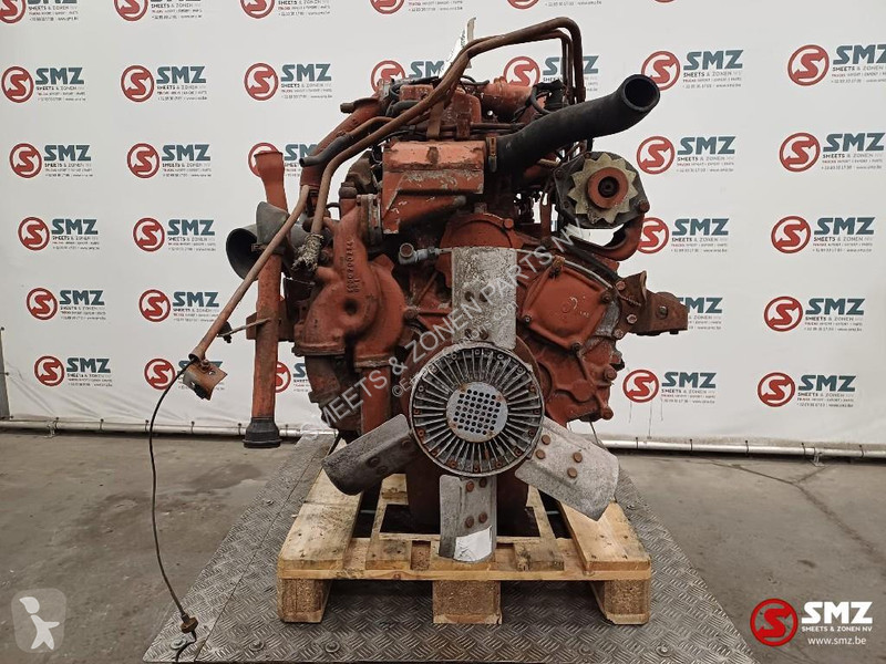Náhradní díly pro kamiony Renault Occ motor...