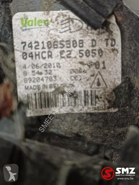 Náhradní díly pro kamiony Renault Occ koplamp...