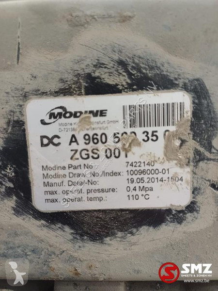 Pièces poids lourds Mercedes Occ radiator +...