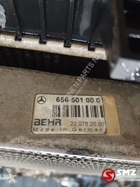 Pièces poids lourds Mercedes Occ radiator +...