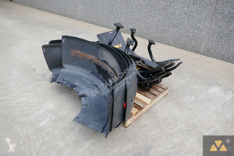 Náhradní díly pro kamiony Caterpillar Fender set
