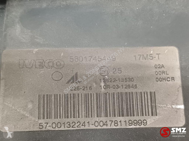 Reservdelar lastbilar Iveco Occ koplamp links...