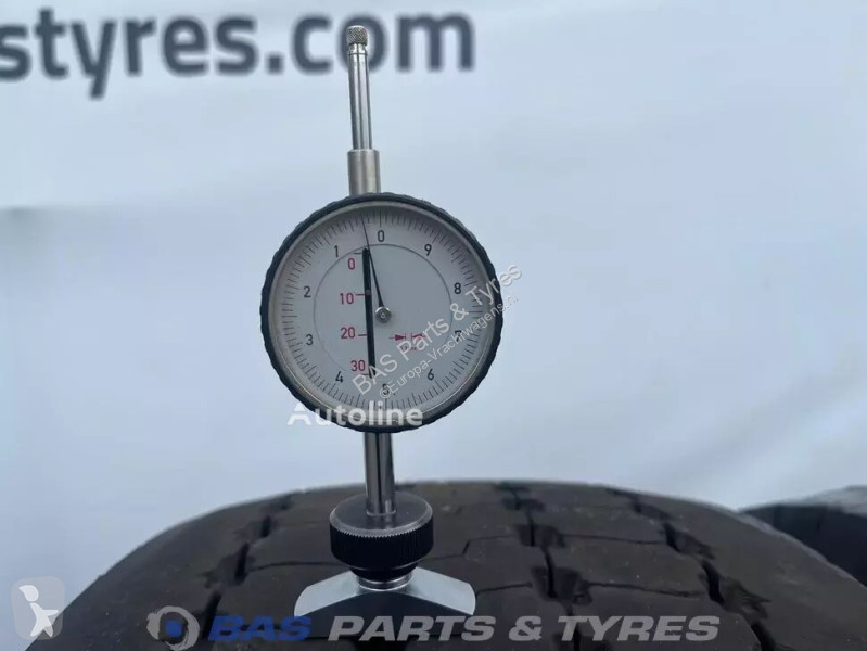 Pièces poids lourds Goodyear 315/60R22.5 Kmax S...