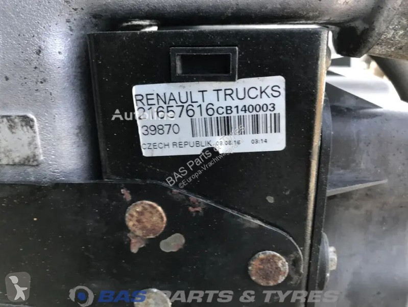 Pièces poids lourds Renault Radiateur de...