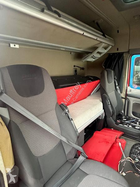 Pièces poids lourds DAF -460 Rouge