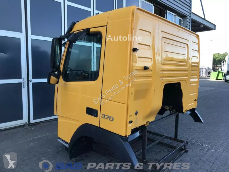 Pièces poids lourds Volvo Cabine 4 Day Cab...