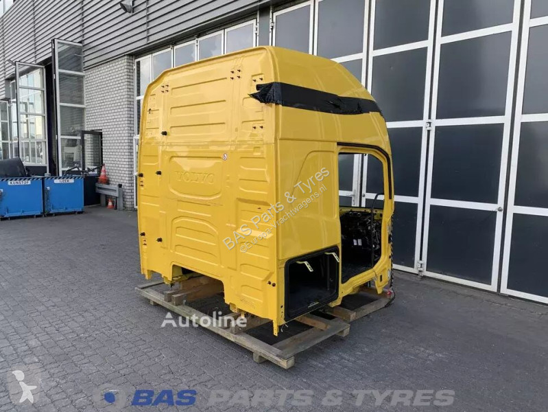 Náhradní díly pro kamiony Volvo Cabine  4B...