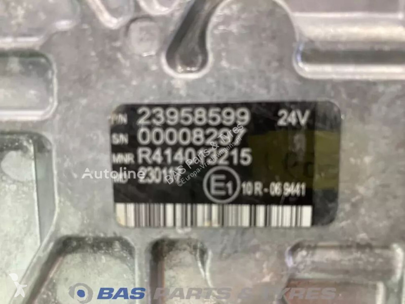 Pièces poids lourds Volvo Soupape pneumatique...