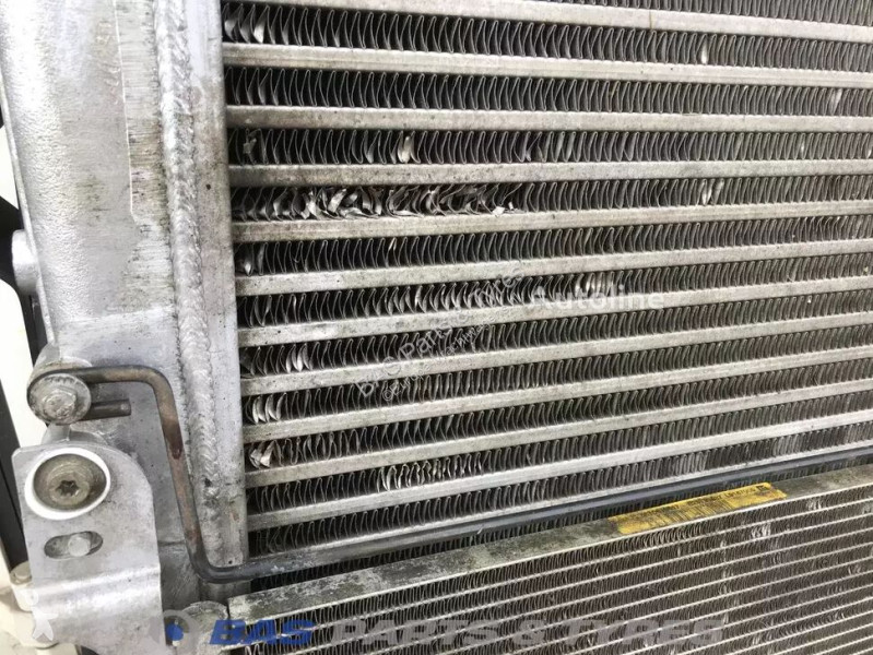 Reservdelar lastbilar Renault Radiateur de...