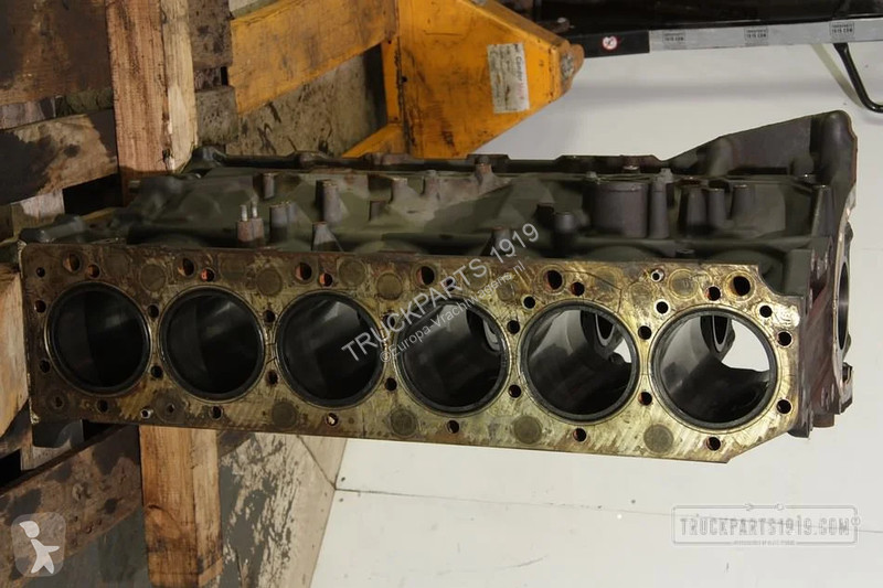 Náhradní díly pro kamiony Renault Engines &...