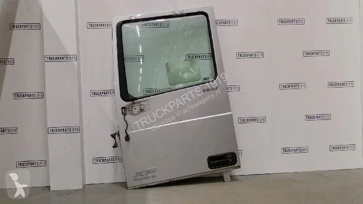 قطع غيار الآليات الثقيلة DAF 1881862 Portier Li