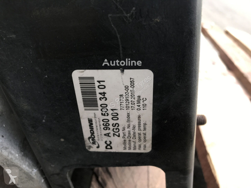 Pièces poids lourds Mercedes Radiateur de...