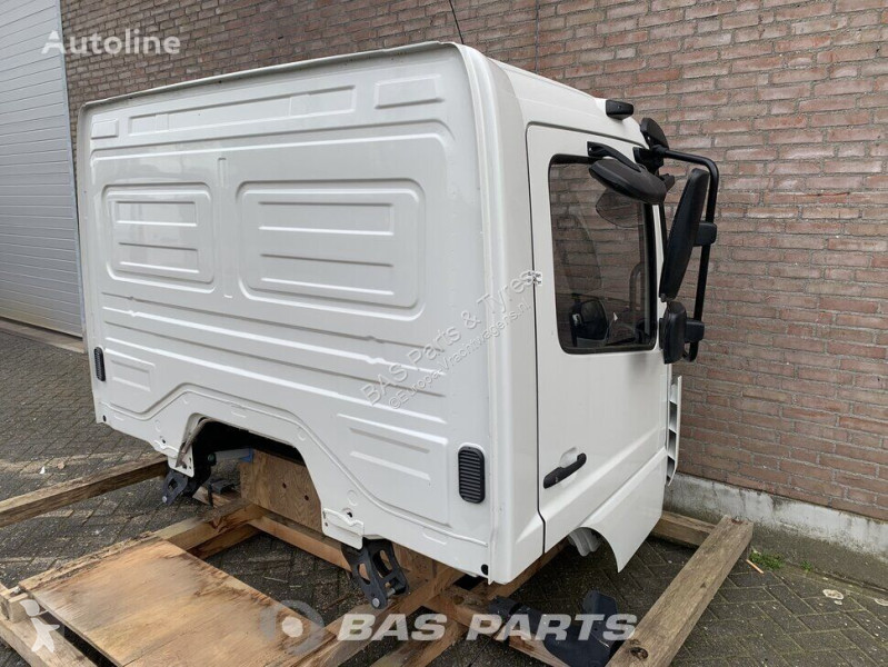 Reservdelar lastbilar Mercedes Cabine MP4...