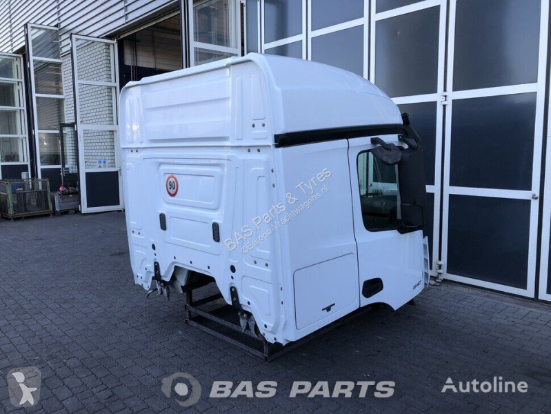 Peças pesados Mercedes Cabine MP4 StreamSpace...