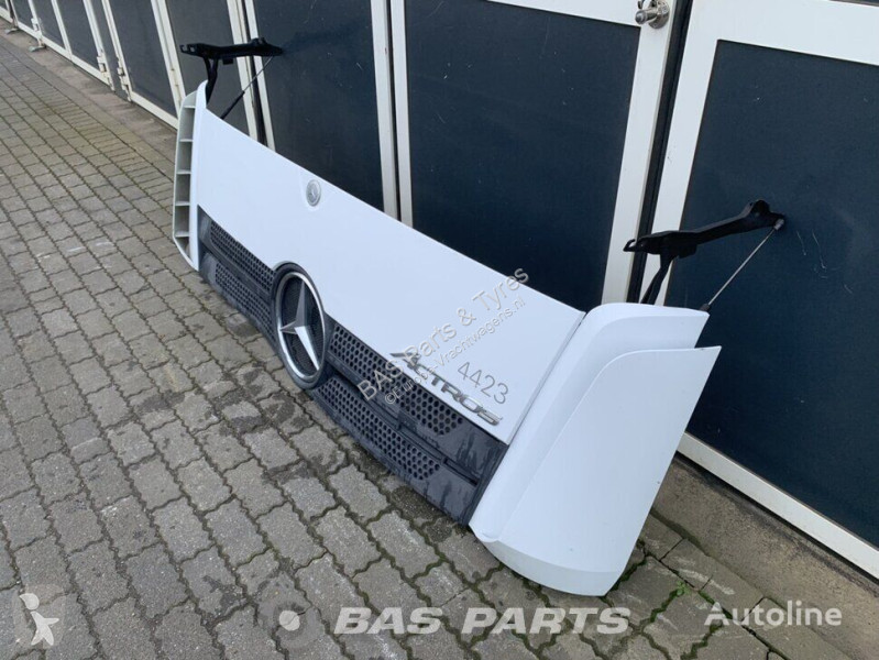 Peças pesados Mercedes Calandre  MP4 pour camion