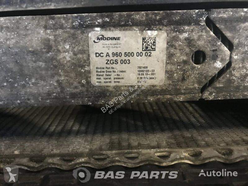 Pièces poids lourds Mercedes Radiateur de...