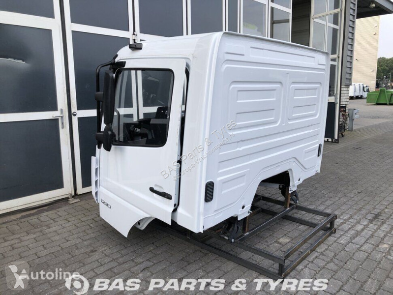 Reservdelar lastbilar Mercedes Cabine MP4...
