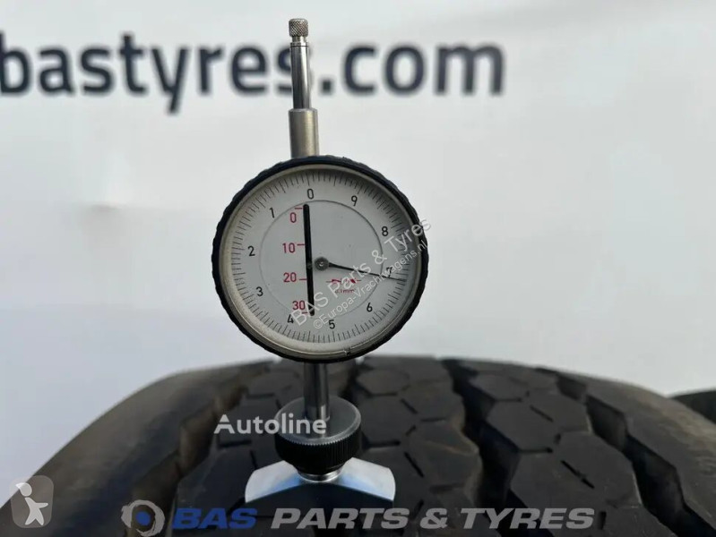Náhradní díly pro kamiony Michelin 385/65R22.5...