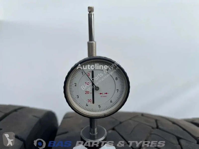 Náhradní díly pro kamiony Dunlop 295/60R22.5...