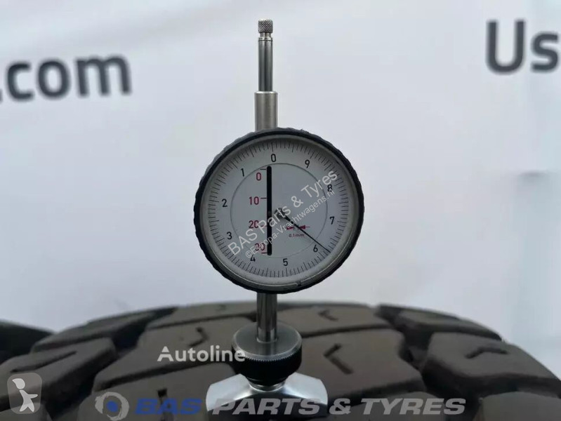 Náhradní díly pro kamiony Michelin 385/65R22.5...