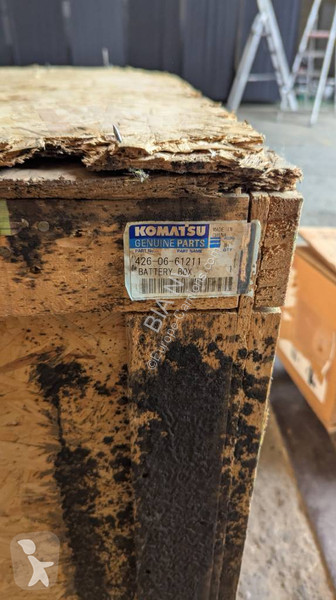 قطع غيار الأشغال العمومية Komatsu WA600-8...